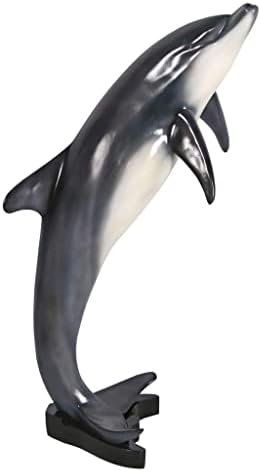 Skaczący delfin — rzeźba morska
