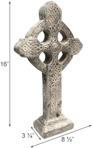 Celtycki krzyż ogrodowy z betonu
