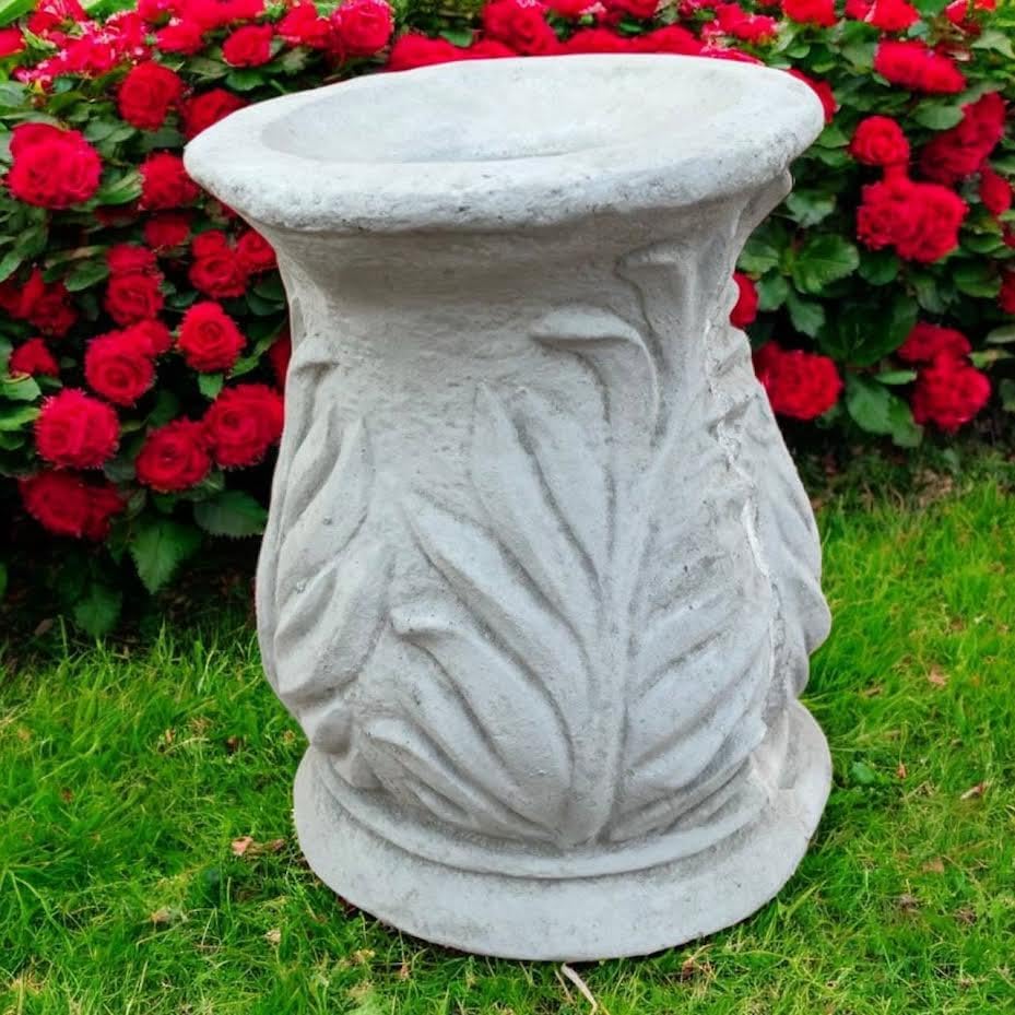 Betonowy strażnik kuli do ogrodu